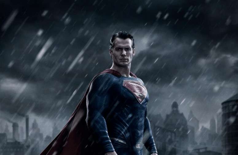 Superman Henry Cavill - www.filmfad.com