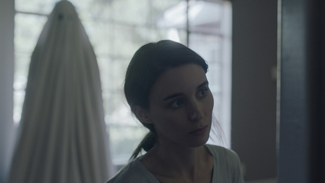 A-Ghost-Story-Rooney-Mara